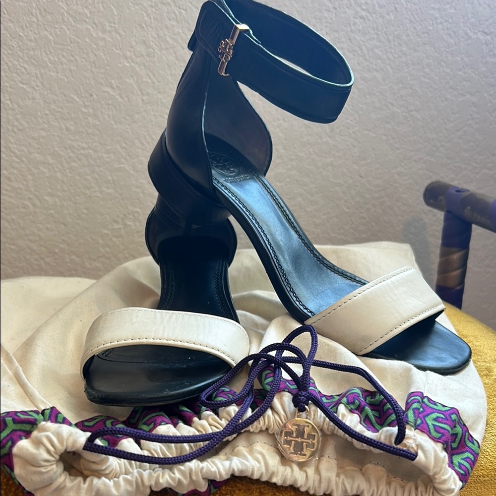 Tory Burch Black and Cream Heels with Sculptural Design